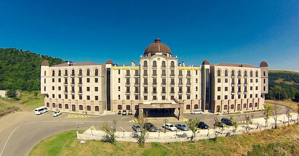 Golden Palace Hotel Resort & Spa Gl Tsaghkadzor Exterior photo