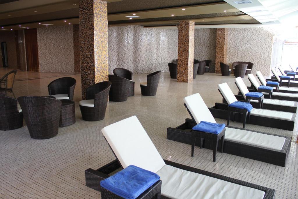 Golden Palace Hotel Resort & Spa Gl Tsaghkadzor Exterior photo