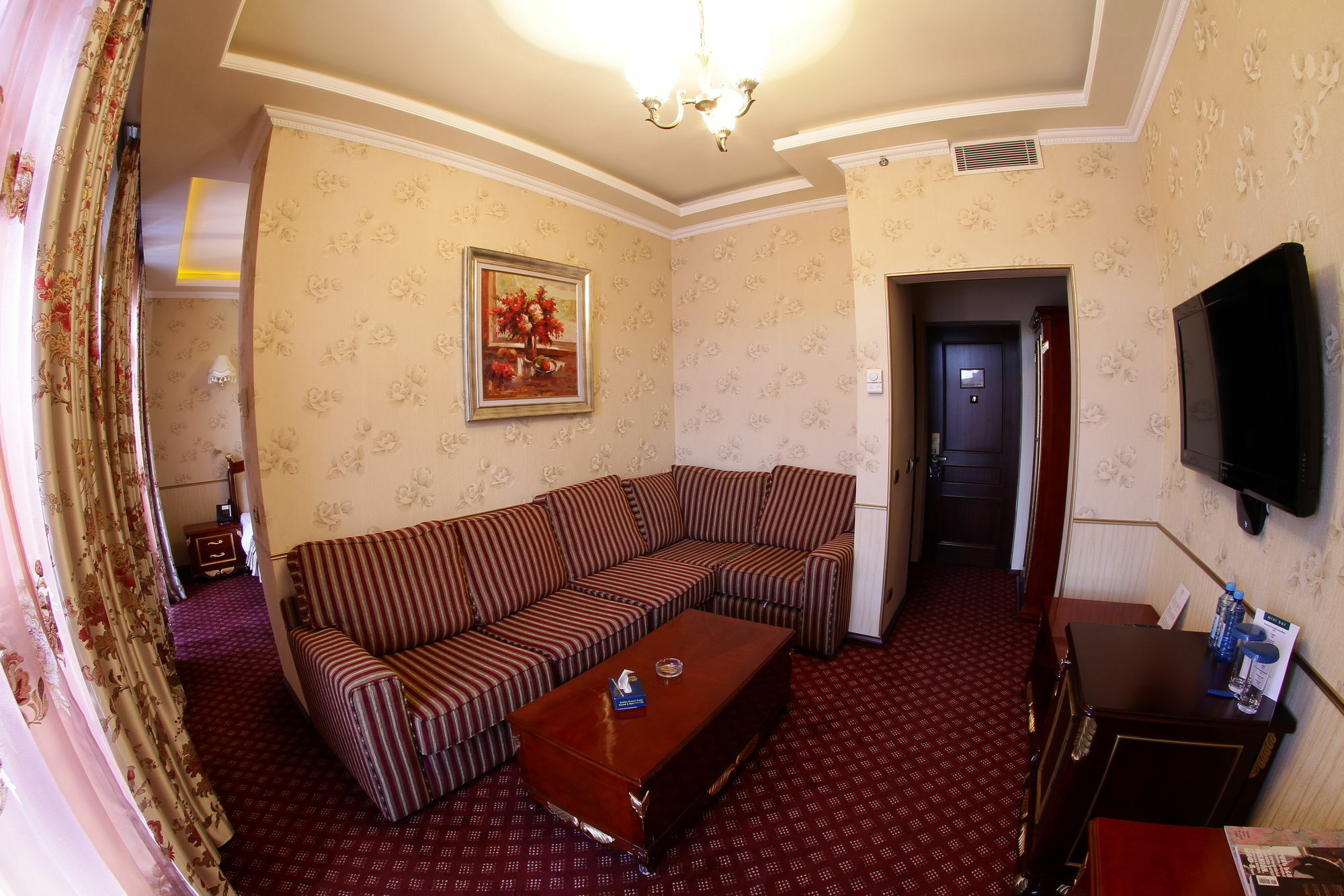 Golden Palace Hotel Resort & Spa Gl Tsaghkadzor Exterior photo