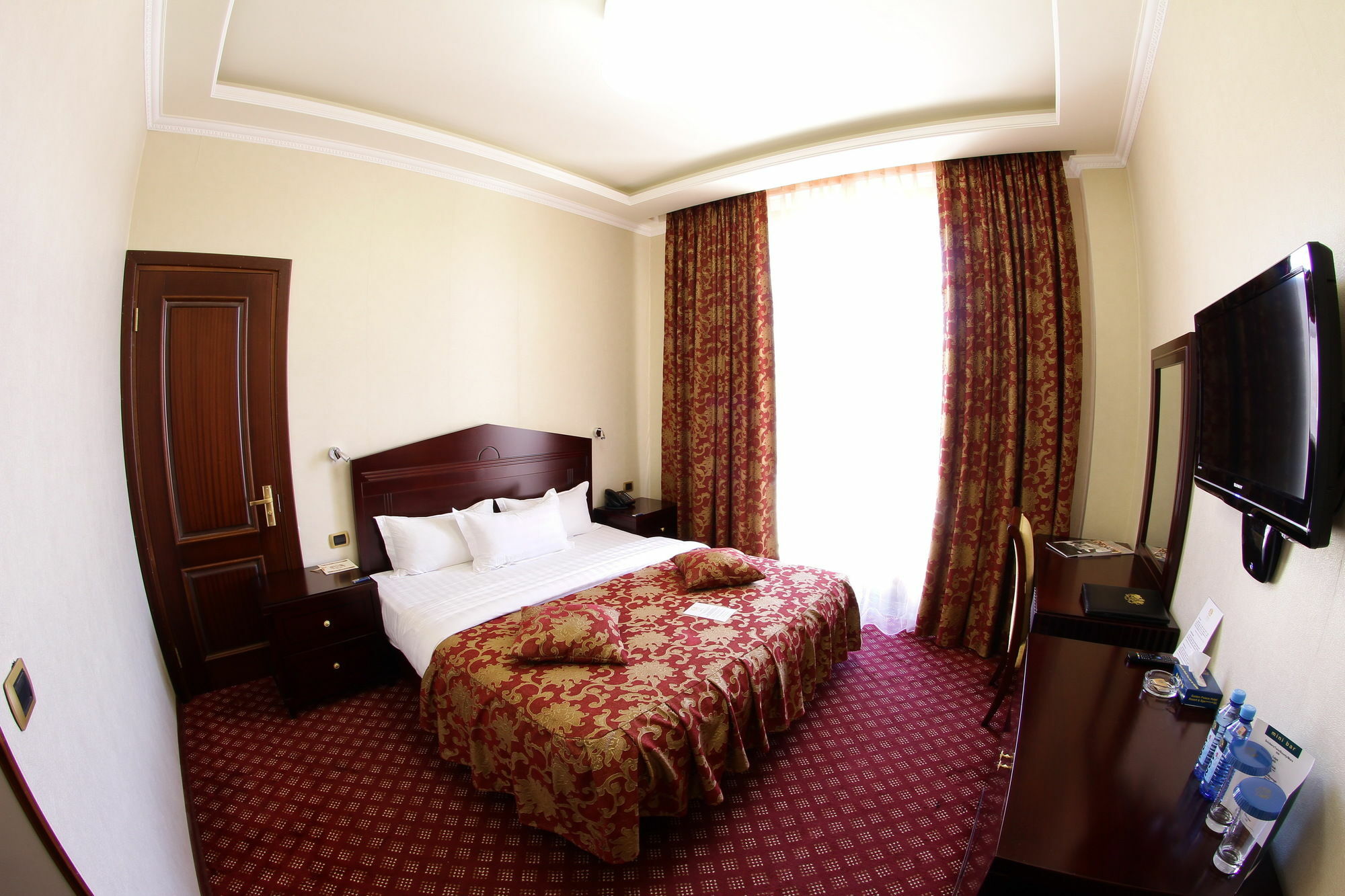 Golden Palace Hotel Resort & Spa Gl Tsaghkadzor Exterior photo